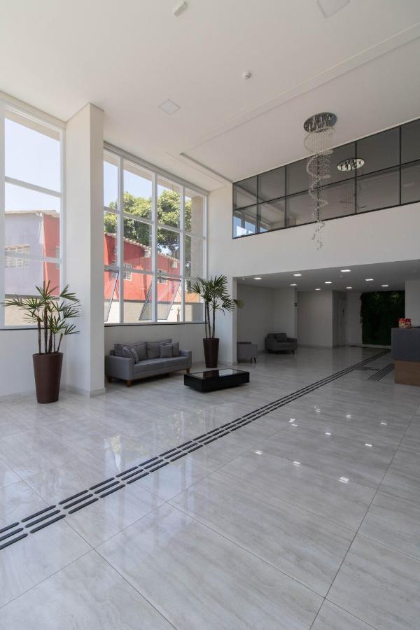 Contemporary Studio - Gru 1103 กัวรูยุส ภายนอก รูปภาพ